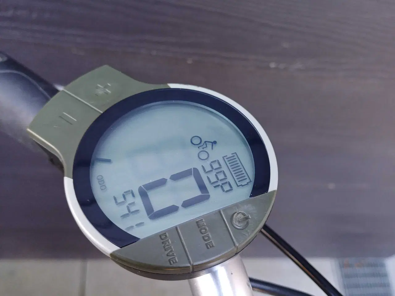 Billede 8 - Rock machine Kvalitetscykel "står som ny"