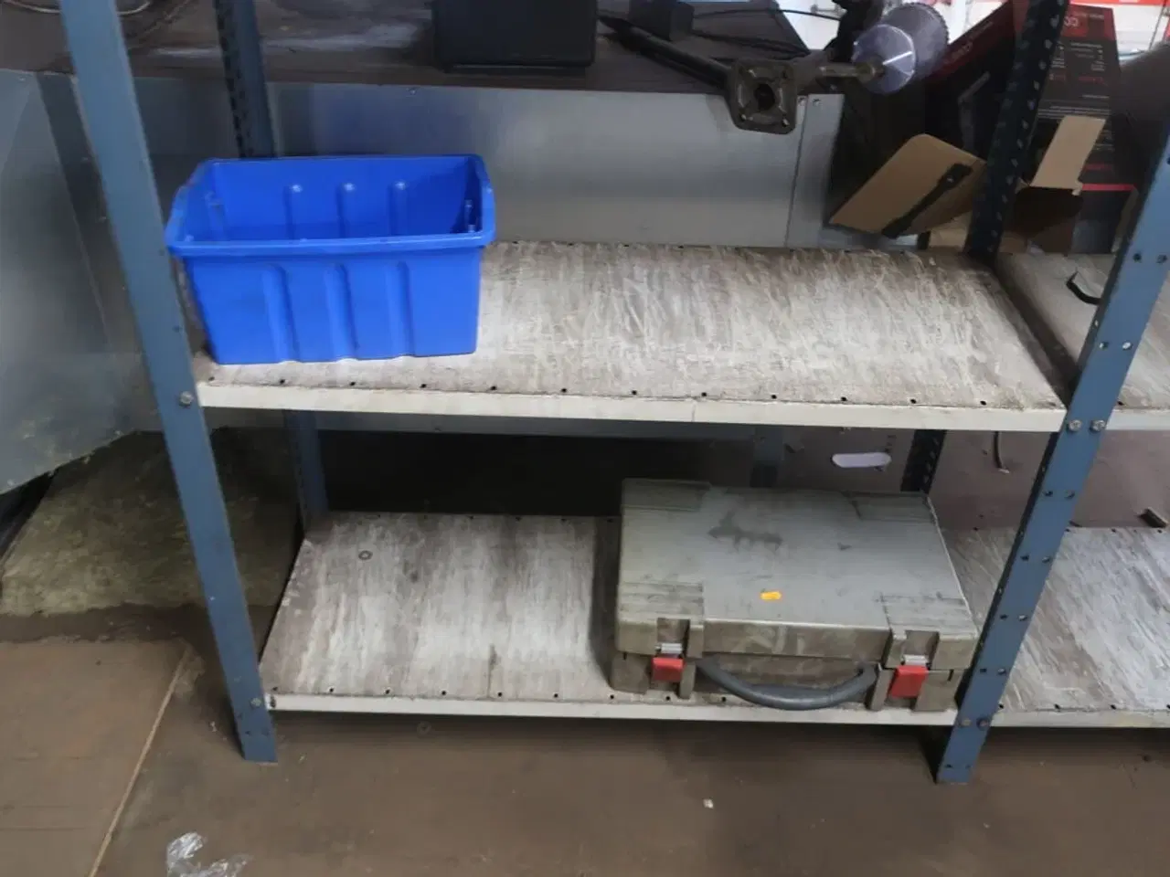 Billede 4 - Reol uden indhold