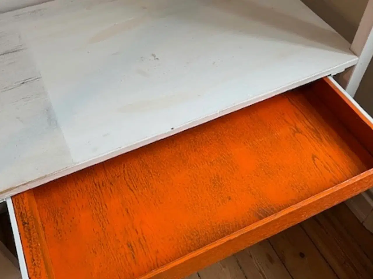 Billede 2 - Hvid malet IKEA IVAR-reolsystem med ekstra skuffe