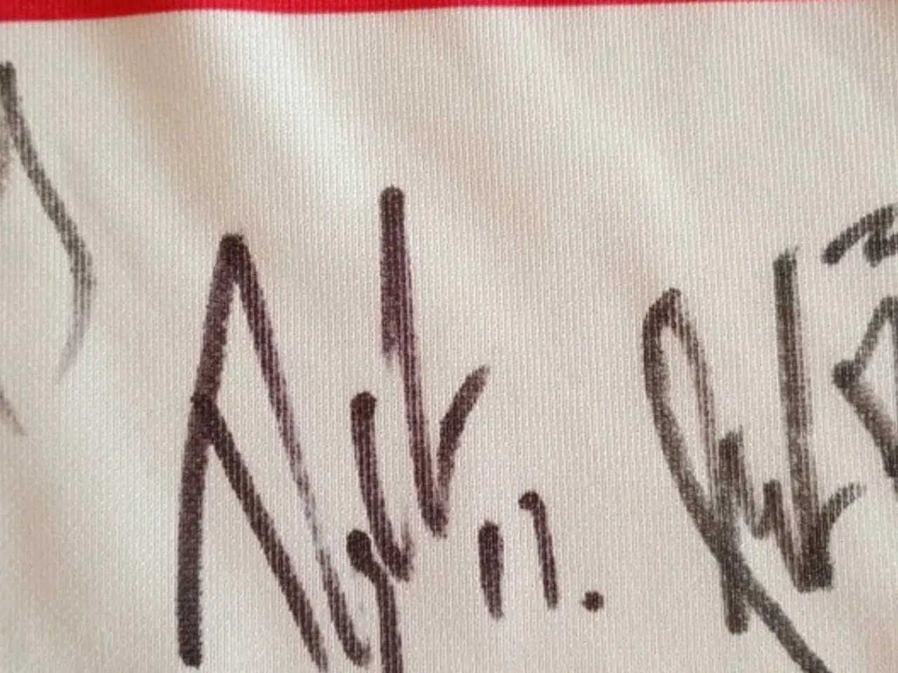 Billede 4 - FCM trøje med 25 autografer
