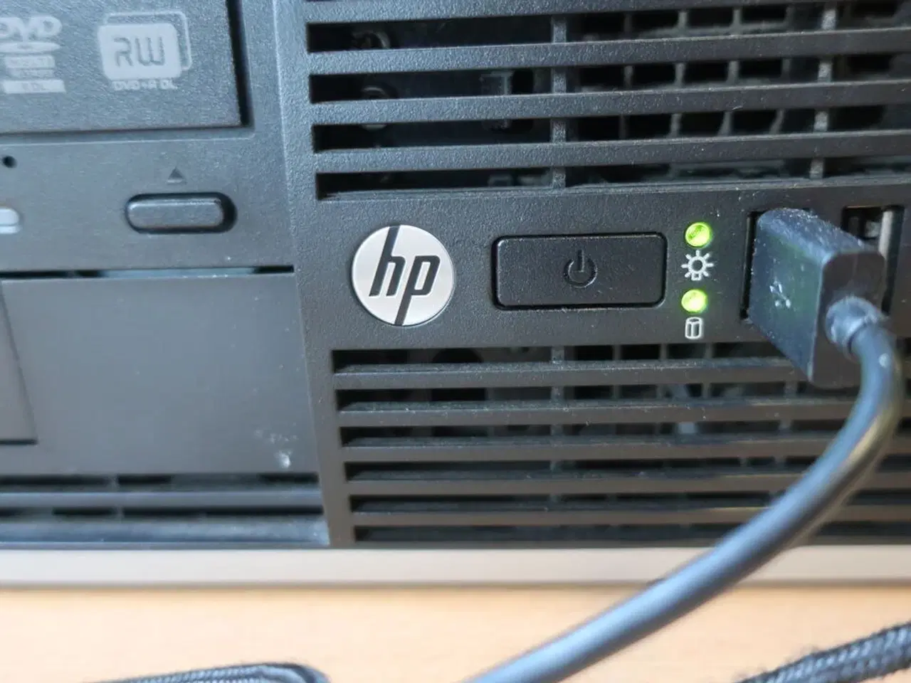 Billede 2 - HP 22" skærm m. tastatur L2208w (PC medfølger ikke)