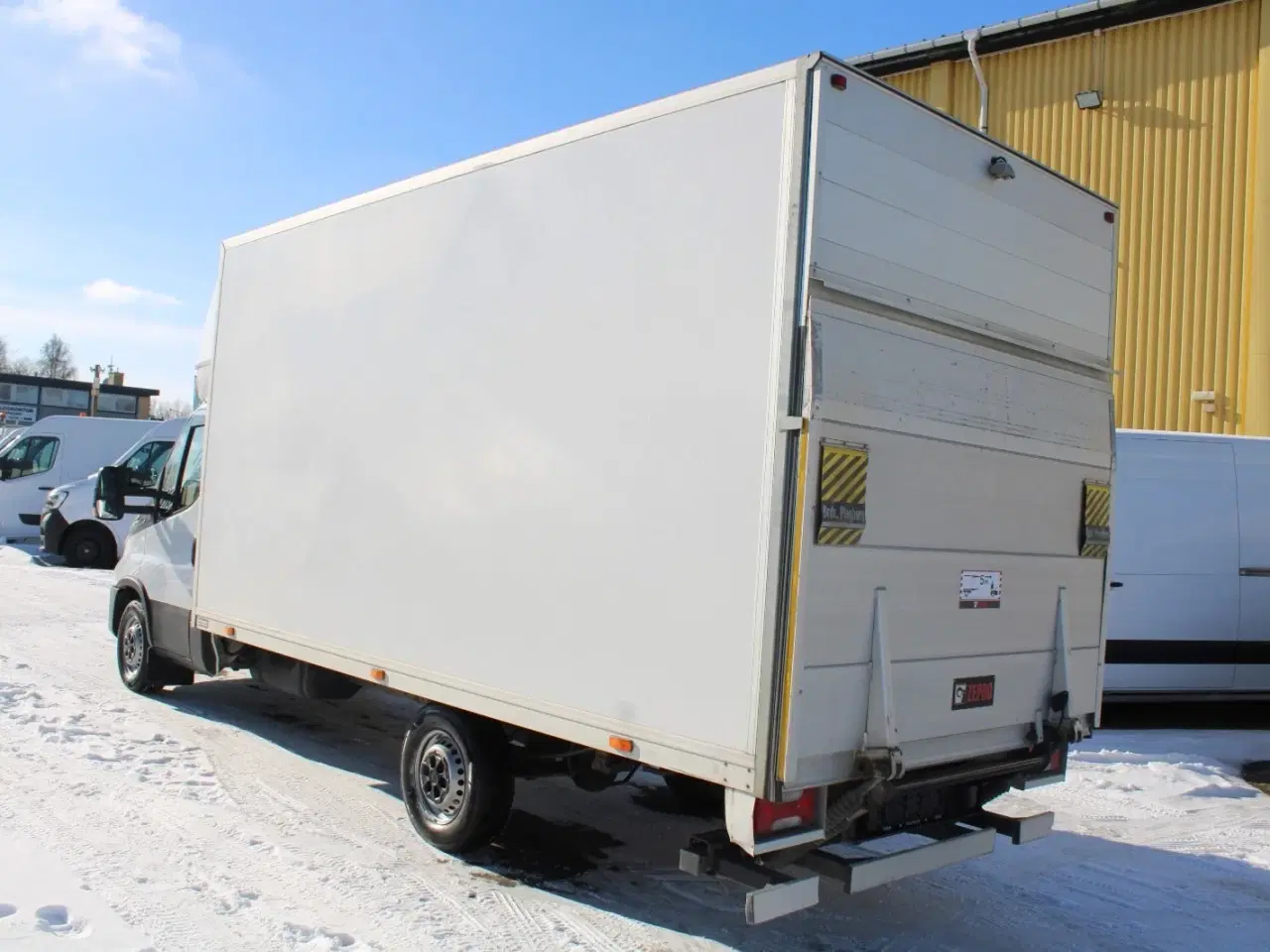 Billede 8 - Iveco Daily 3,0 35S18 Box m/lift AG8