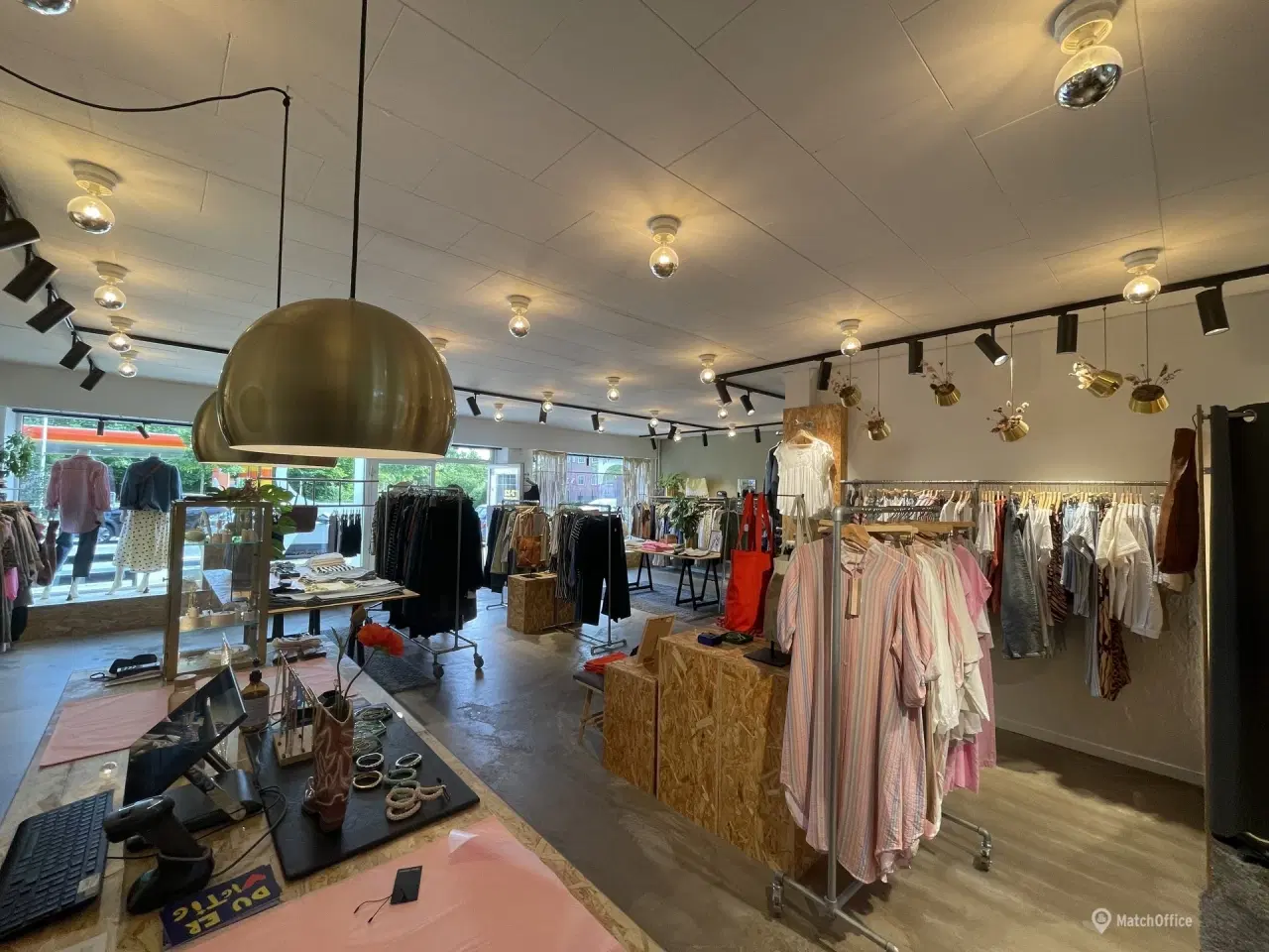 Billede 13 - CENTRALT OG GODT BELIGGENDE LEJEMÅL UDLEJES