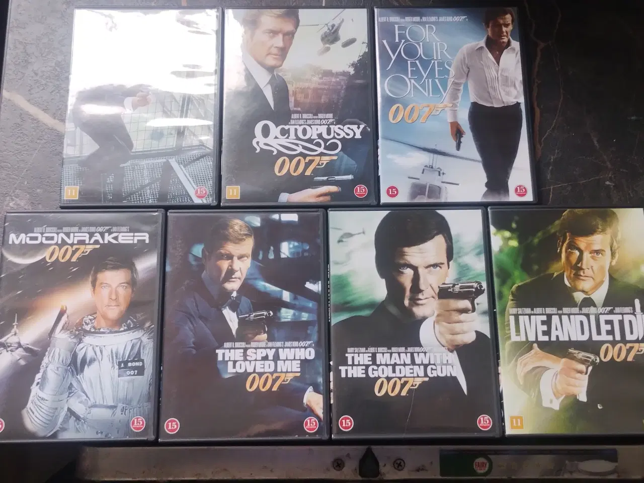 Billede 4 - James Bond 