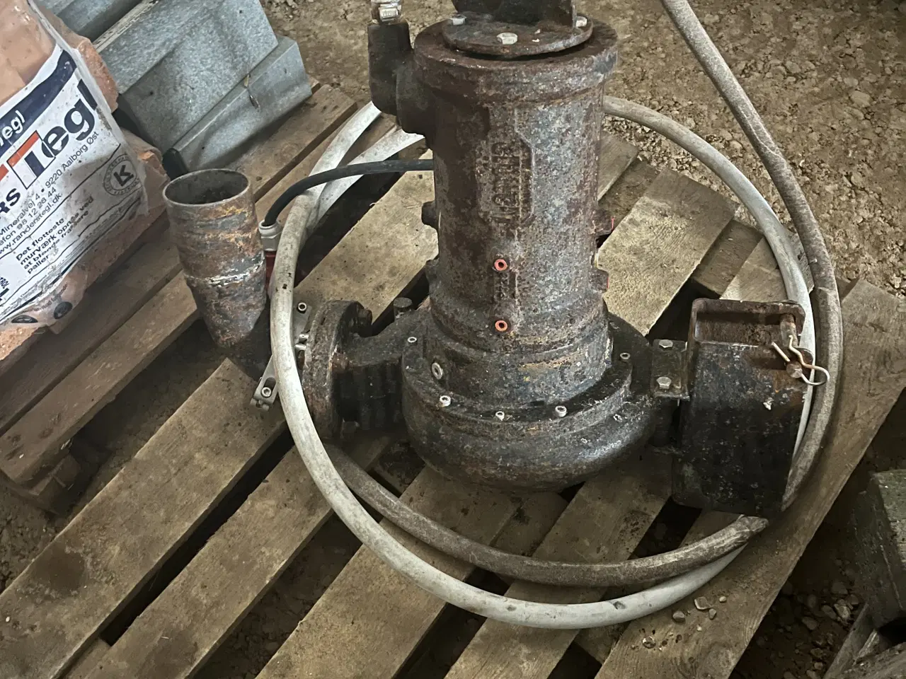 Billede 1 - Landia 4,0kw gyllepumpe