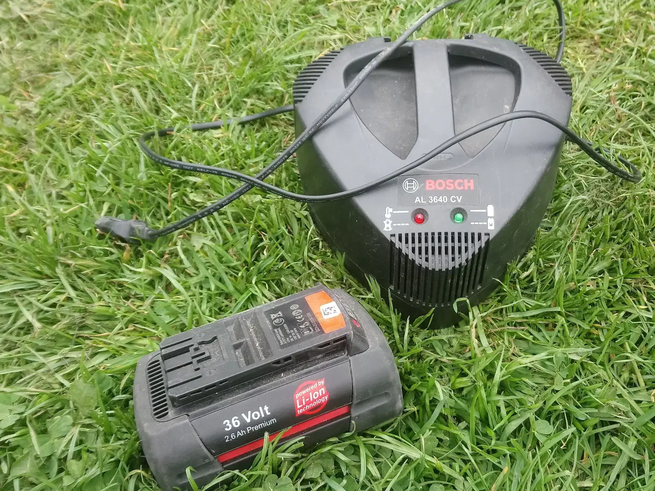 Billede 1 - 36Volt Li-ion Hurtiglader Bosch