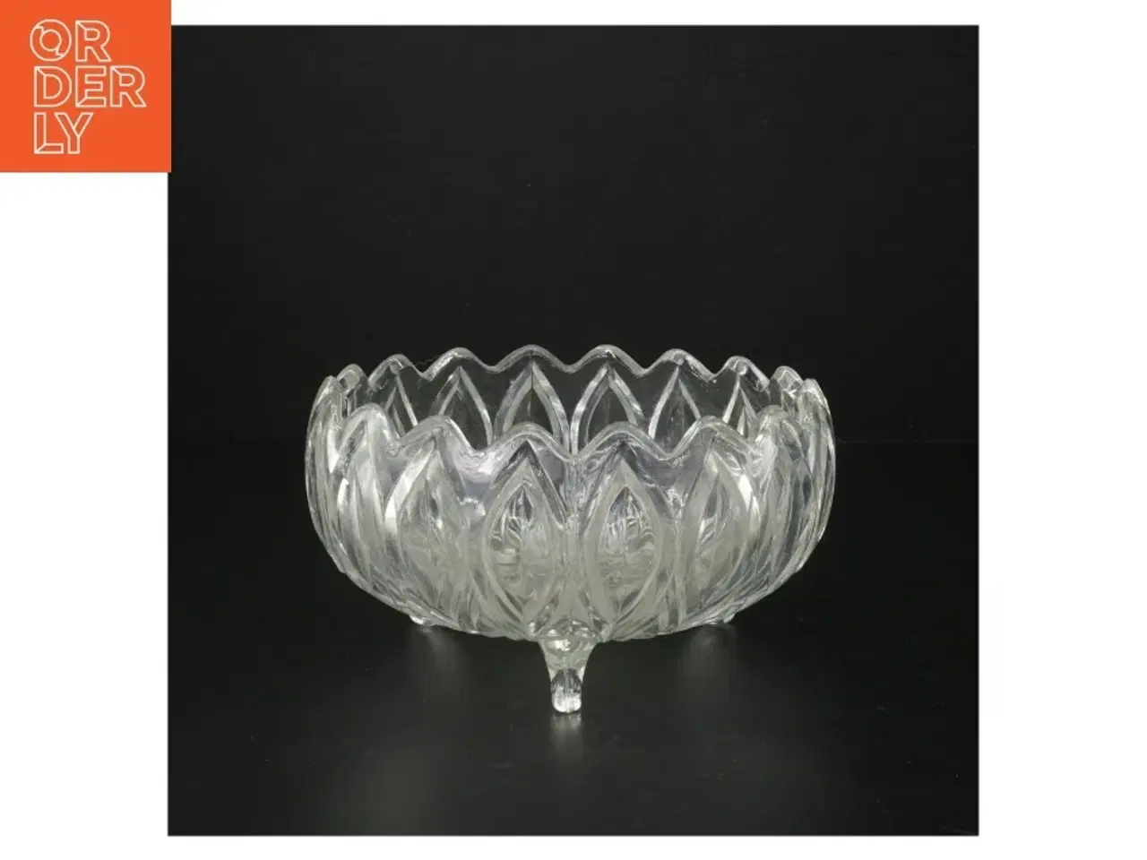 Billede 1 - Glasfad med mønster (str. Ø. 17 cm)