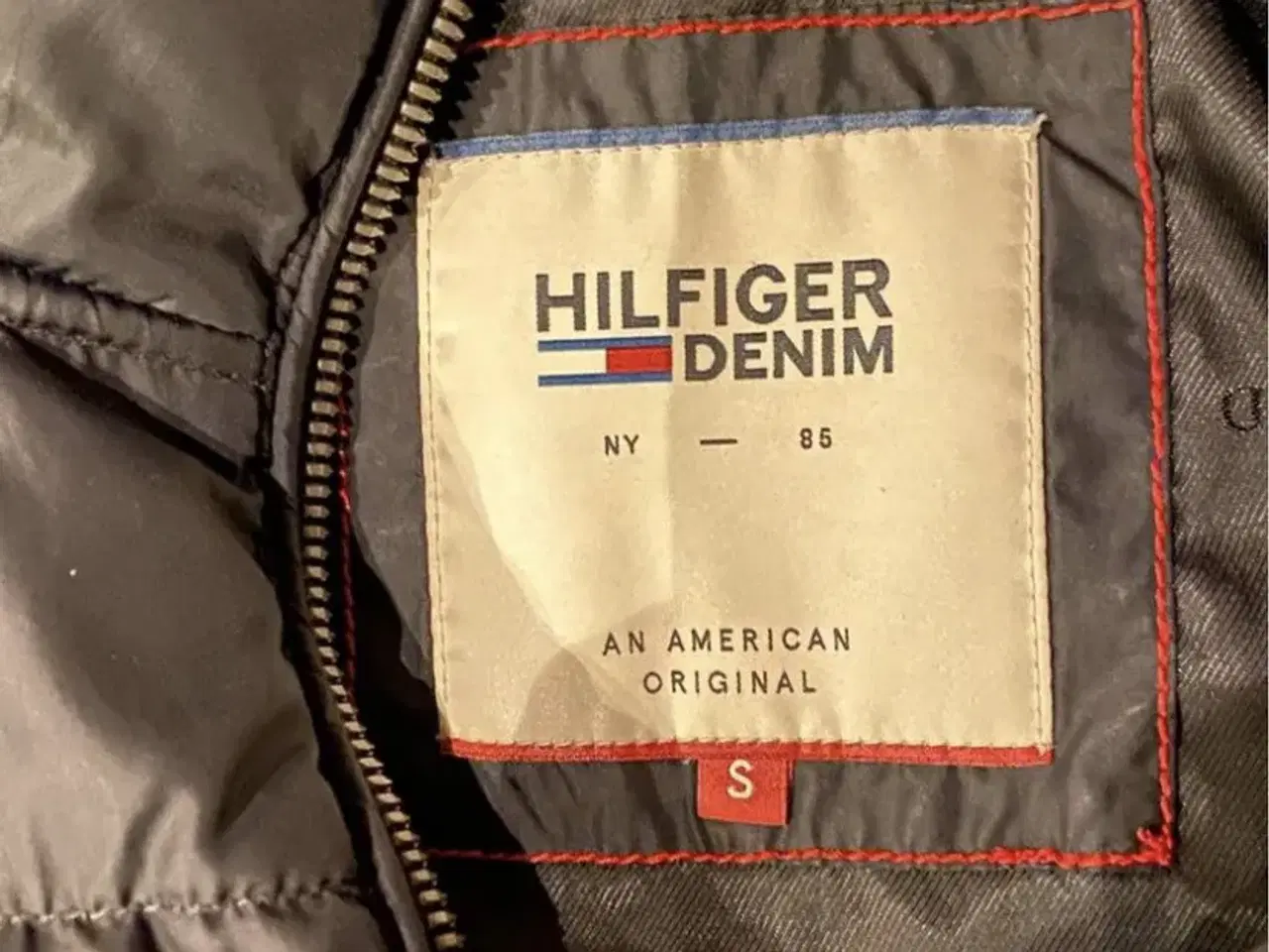 Billede 4 - Tommy Hilfiger vinterjakke 