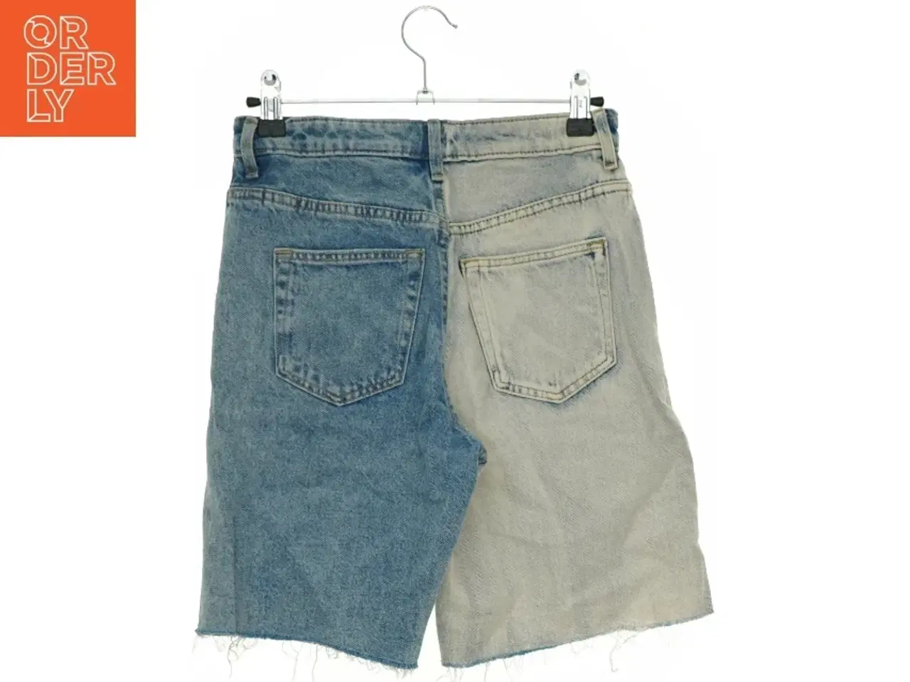 Billede 2 - Shorts fra H&M (str. 152 cm)