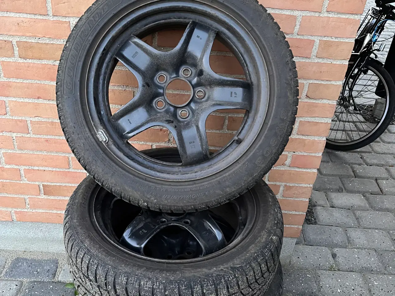 Billede 1 - Fine vinterhjul til Ford focus 