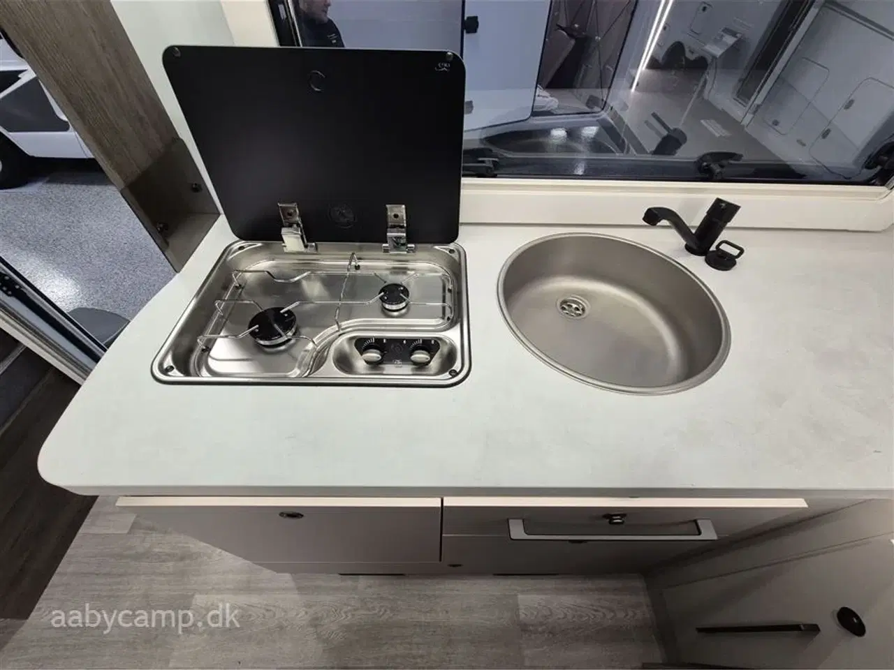 Billede 12 - 2026 - Benimar Tessoro 481 Under 6 mtr