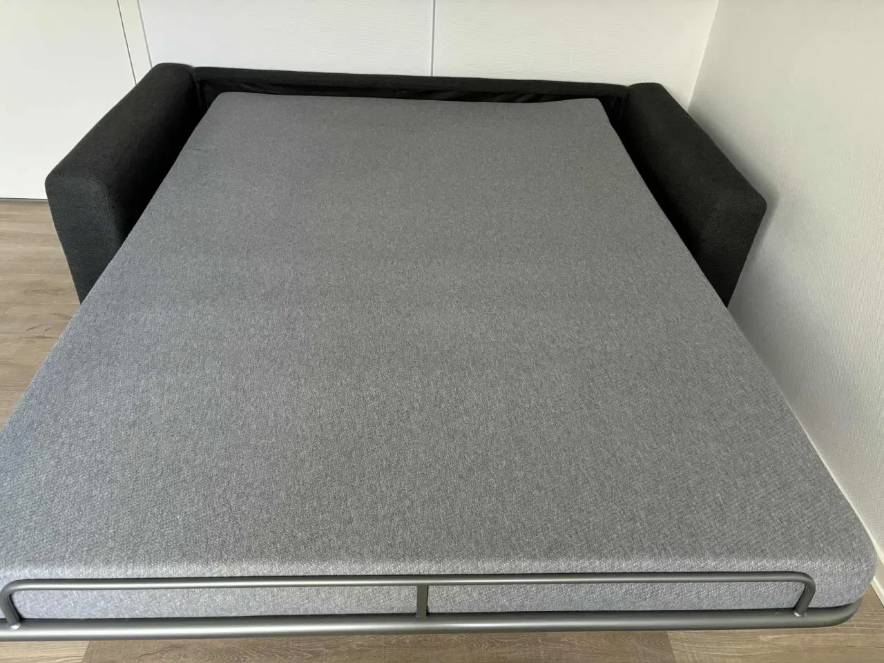 Billede 1 - Sovesofa inklusive fold-ud seng