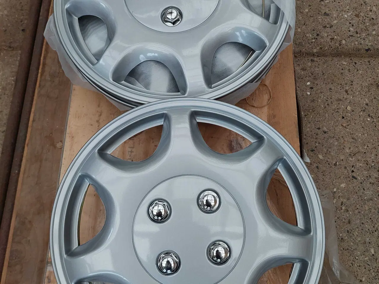 Billede 2 - Hjul kapsler