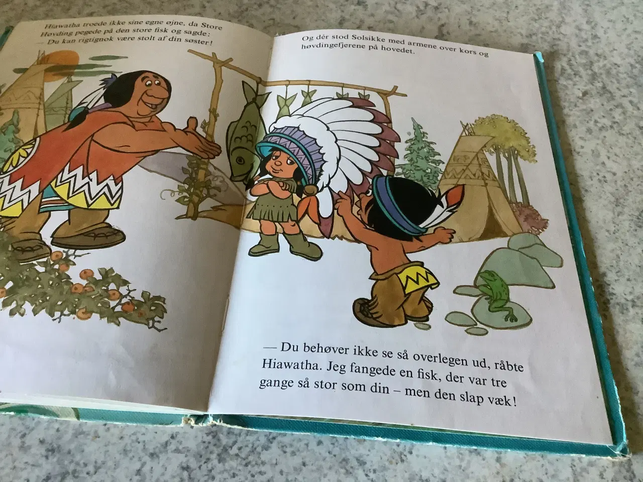 Billede 3 - Lille Hiawatha og den store fisk Walt Disney