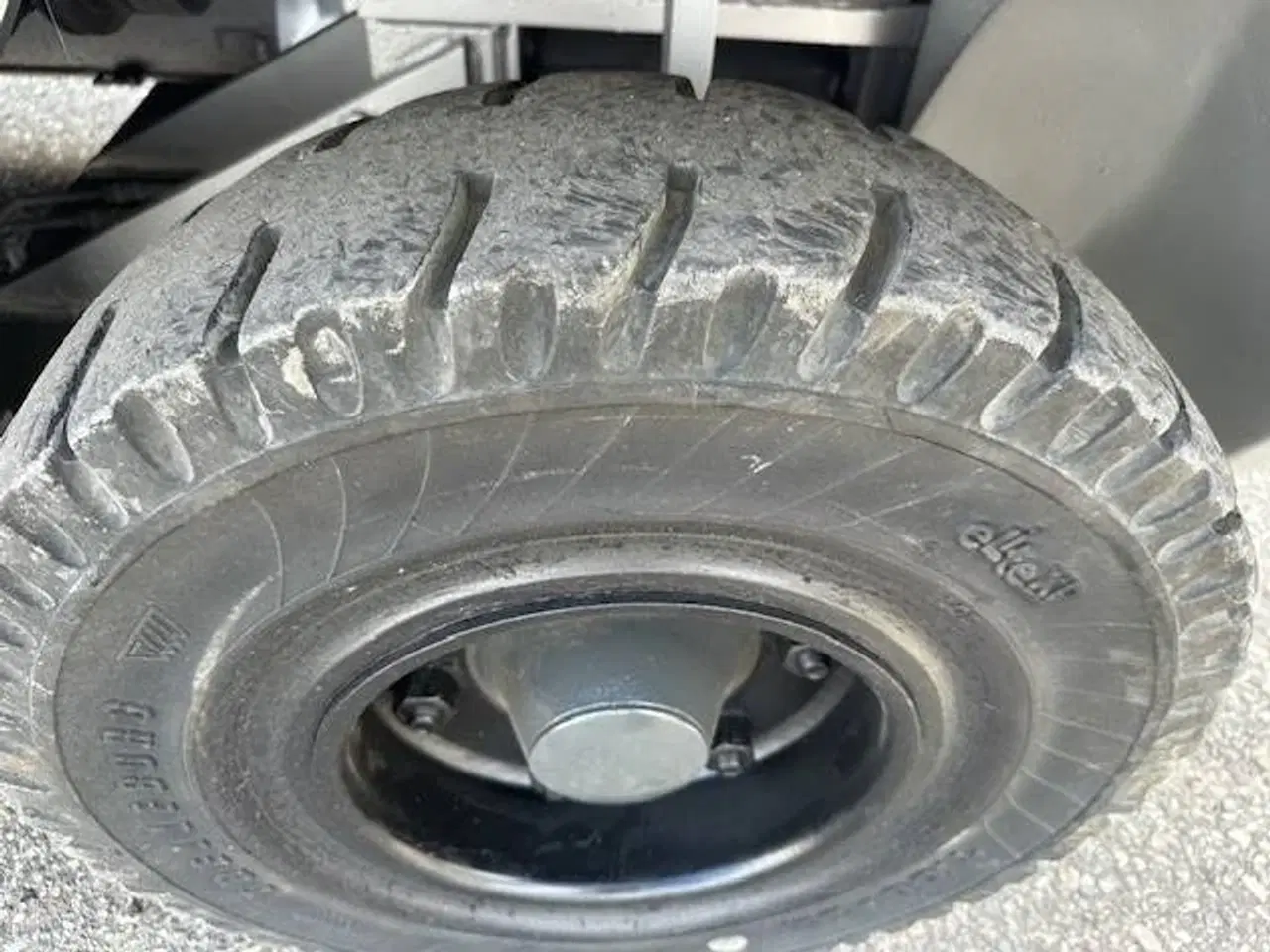 Billede 12 - Nissan F50Y