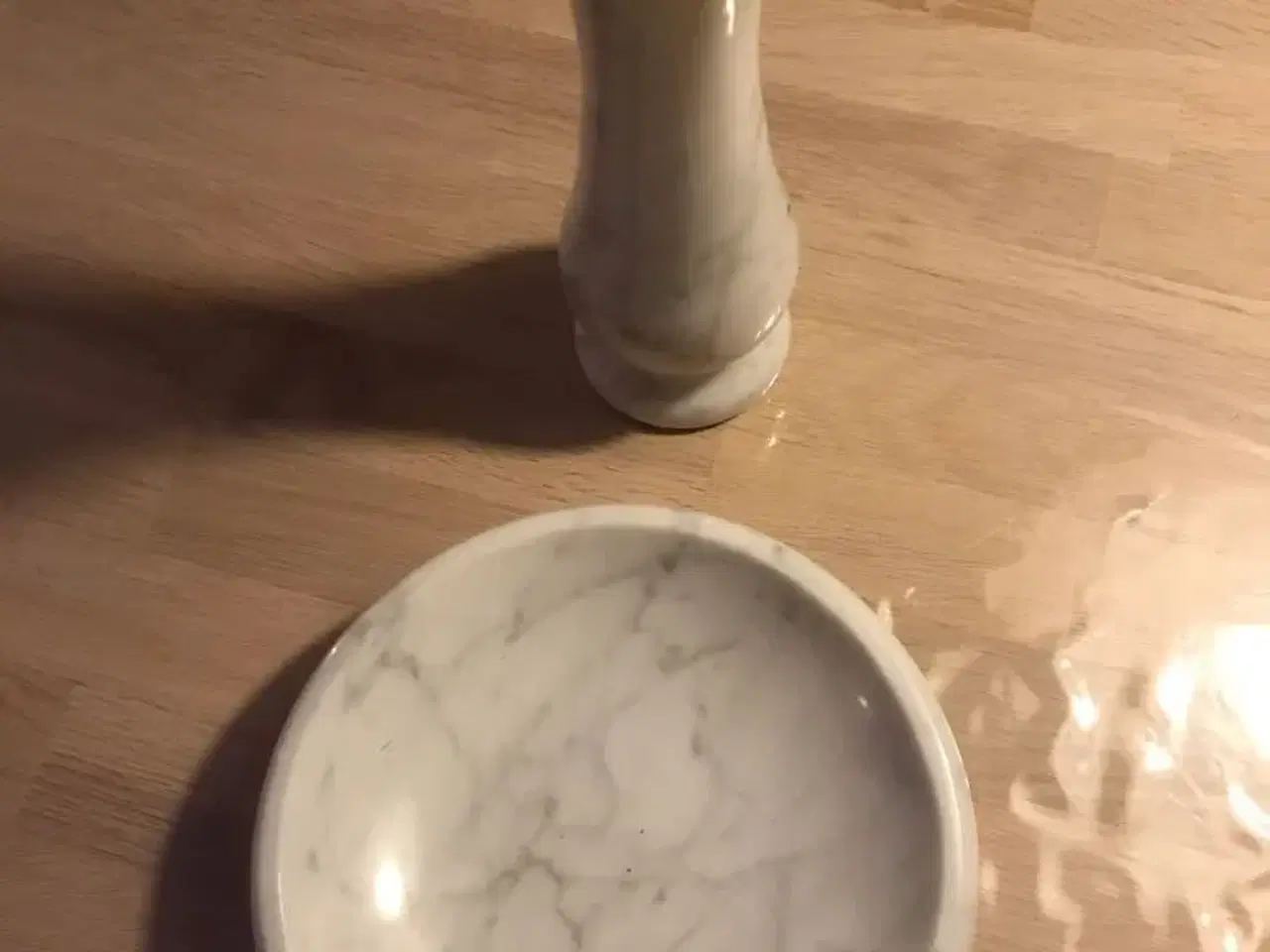 Billede 2 - Marmor fad og vase fin stand
