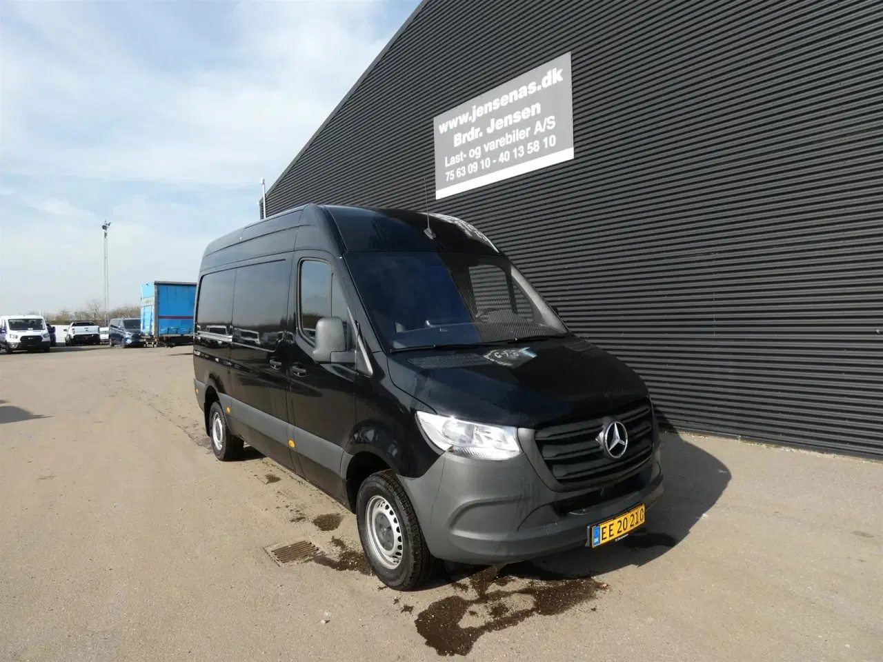 Billede 1 - Mercedes-Benz Sprinter 317 2,0 CDI A2 H2 RWD 9G-Tronic 170HK Van Aut.