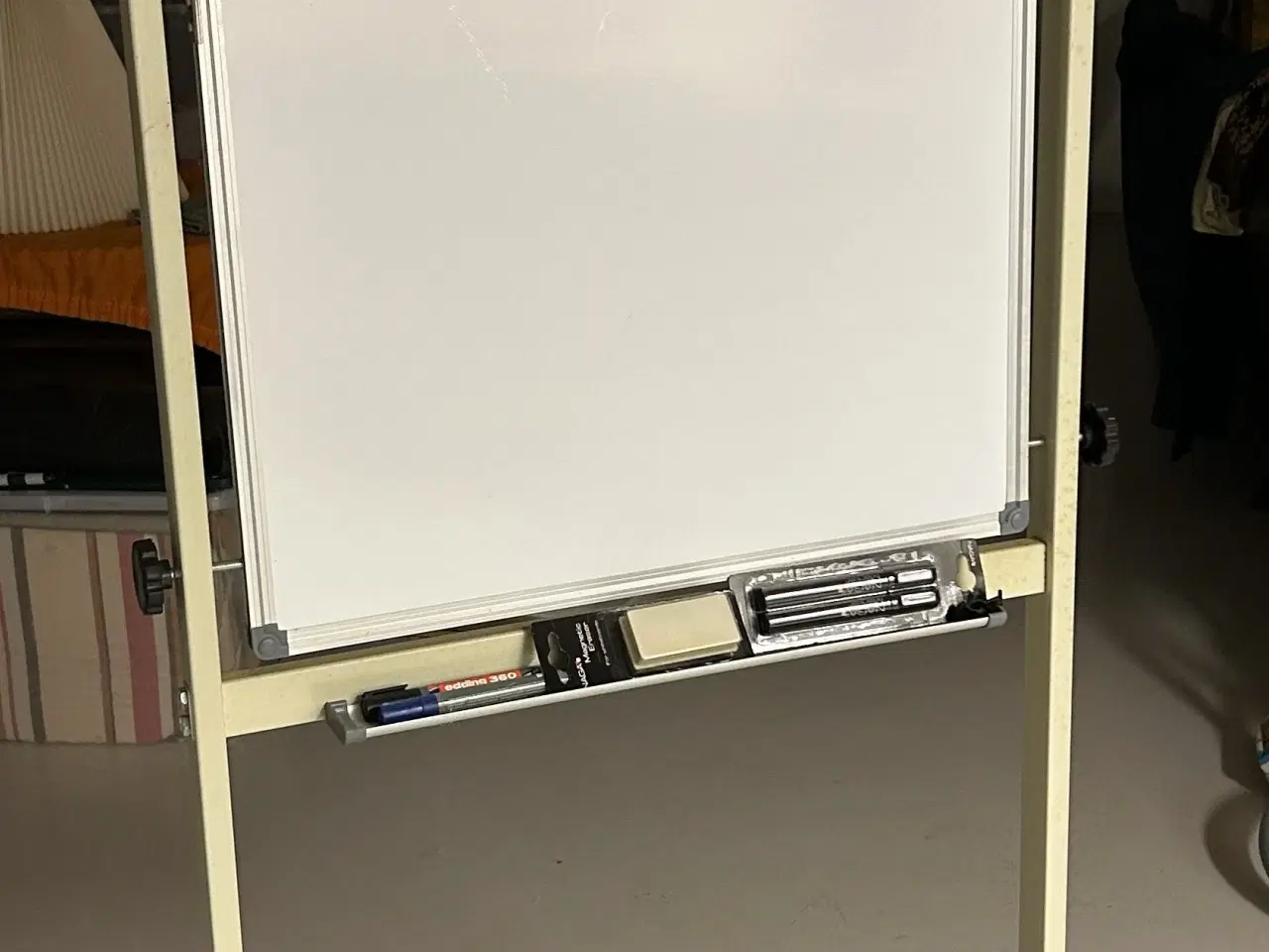 Billede 2 - Whiteboard på hjul