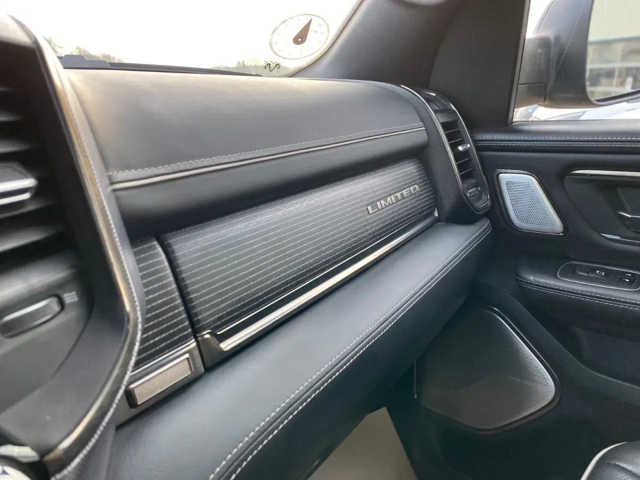 Billede 13 - Dodge RAM 1500 5,7 V8 Hemi Limited Night aut.