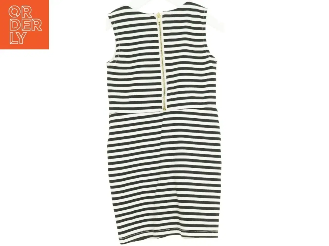 Billede 2 - Kjole fra H&M (str. 104 cm)