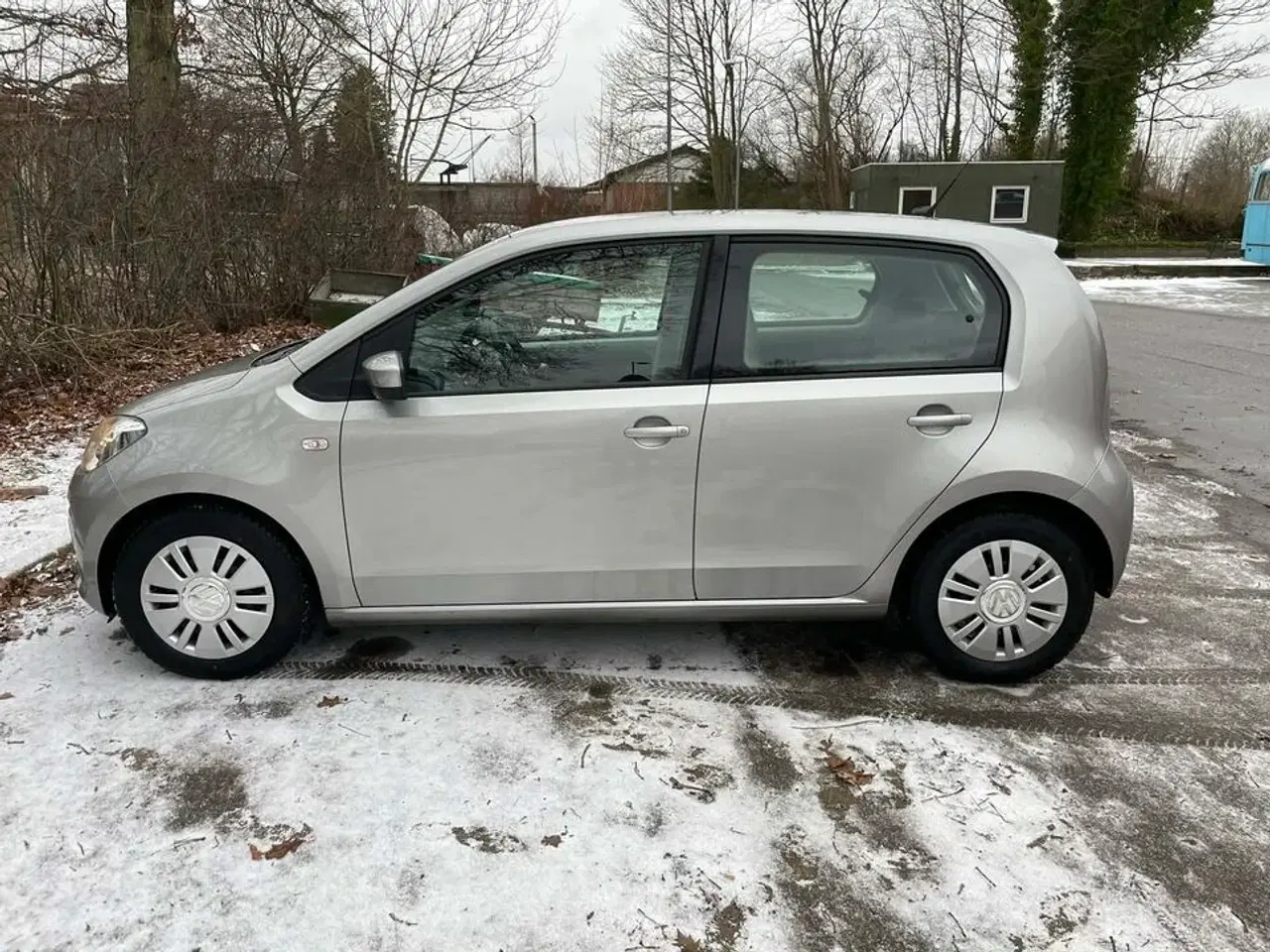 Billede 2 - Personbil VOLKSWAGEN Up! 1.0 Mpi Bmt 60 Hk 5 Dørs *MOMSFRI*