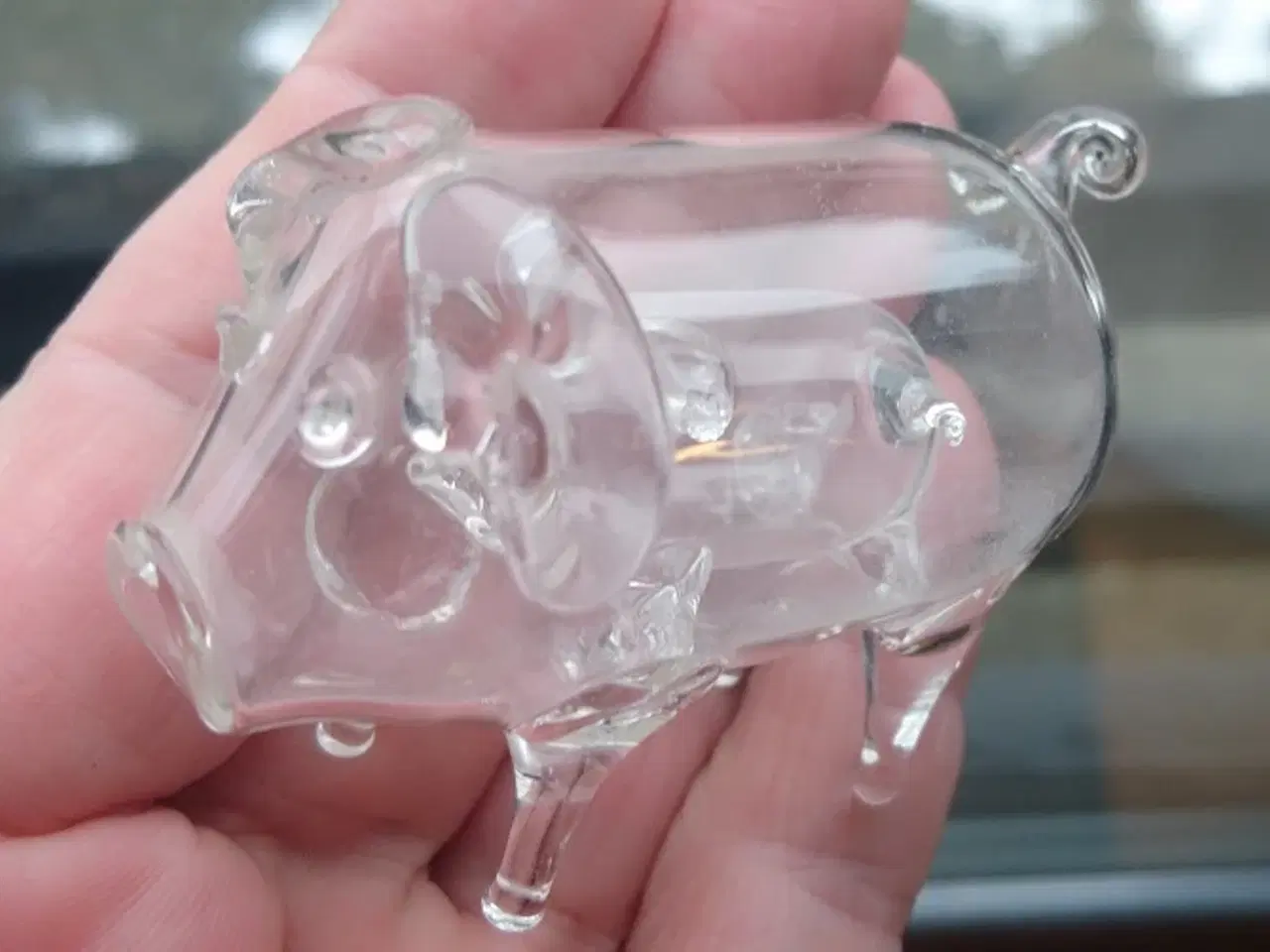 Billede 3 - Glasgris med mindre glasgris inden i