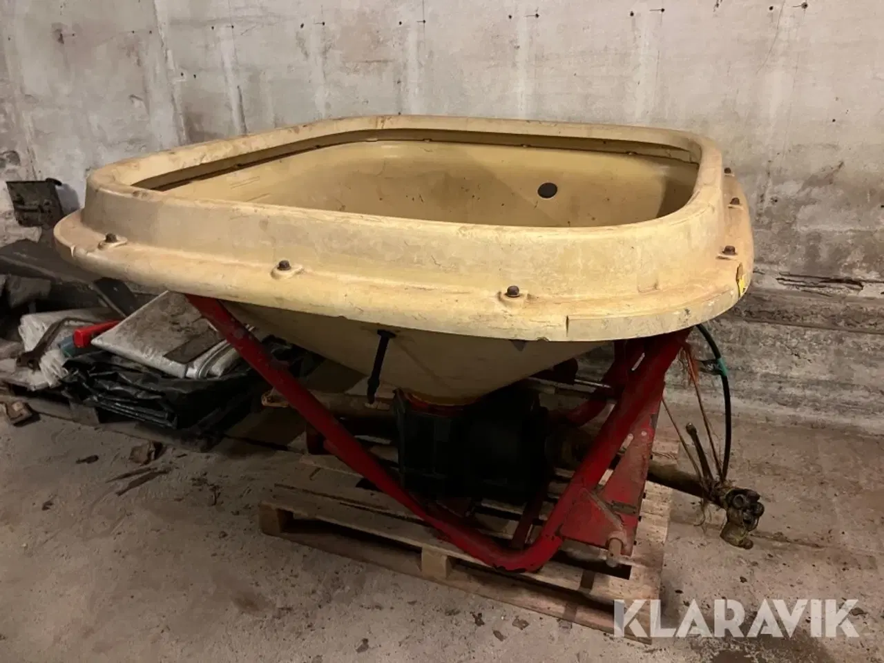 Billede 1 - Gødningsspreder/saltspreder Vicon