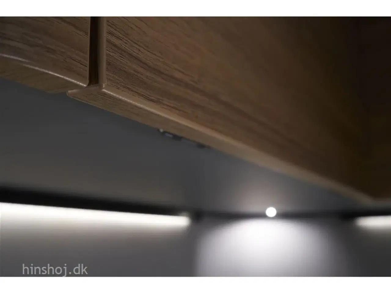 Billede 10 - 2026 - Eriba FEELING 470 Flot hævetagsvogn med godt udstyr fra Hinshøj Caravan