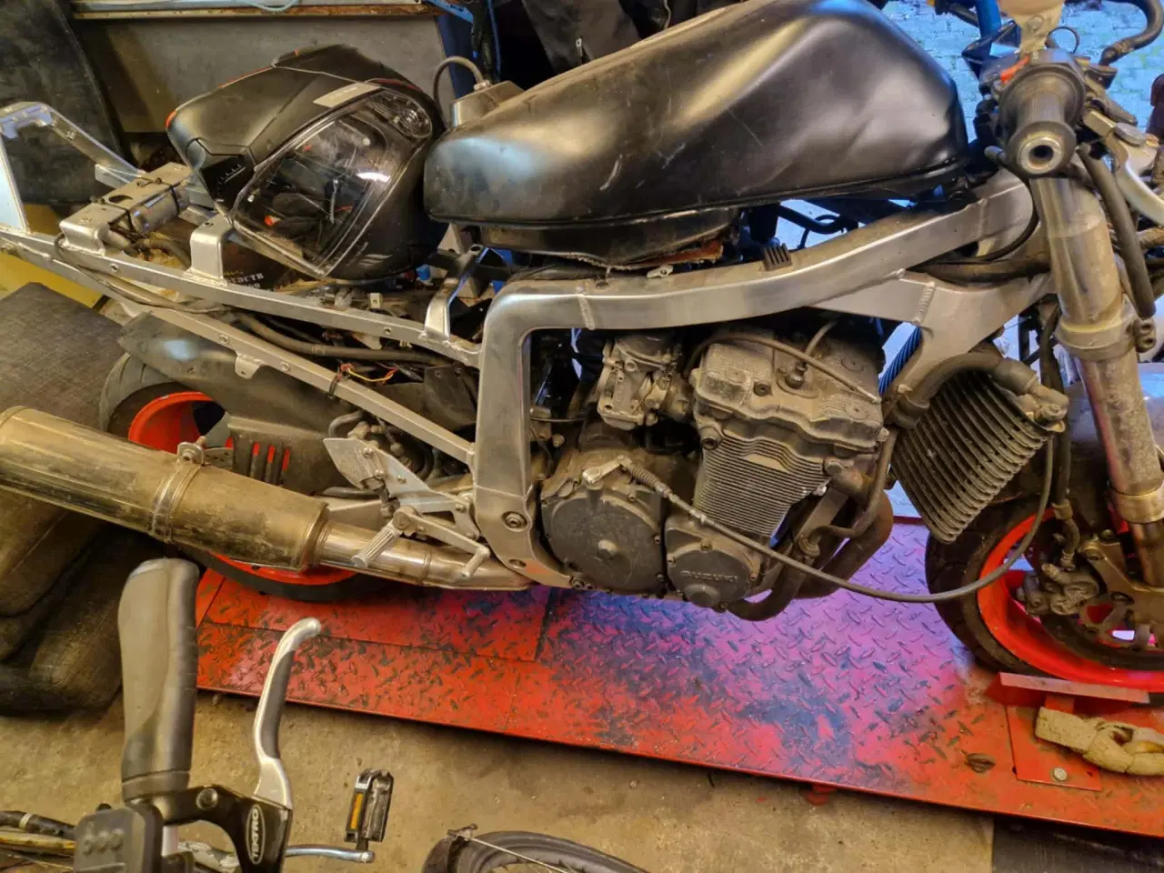 Billede 10 - Dele til Suzuki gsxr 750 sælges