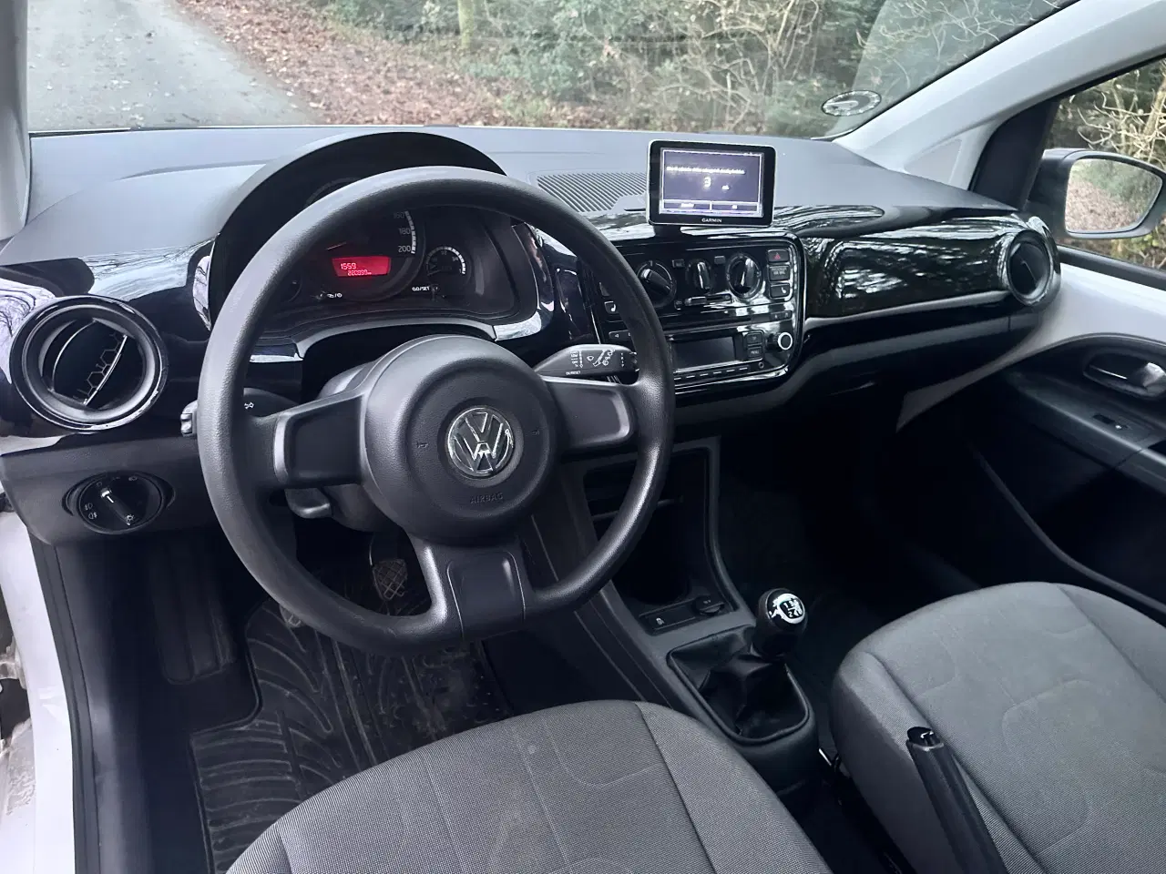 Billede 11 - Nysynet vw up, med godt udstyr