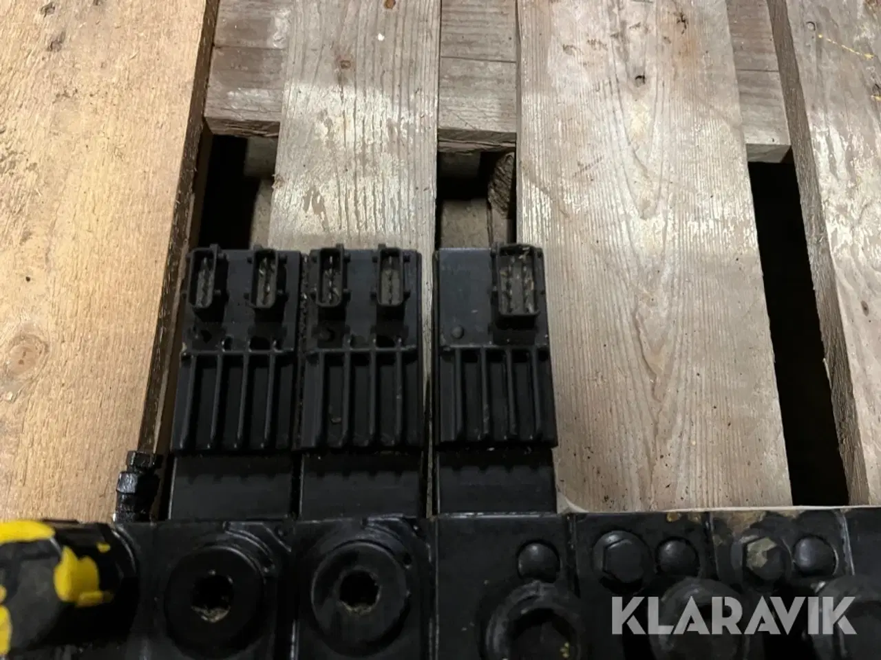 Billede 5 - Ventilblok 10 ventiler Danfoss PVG 32 12 volt