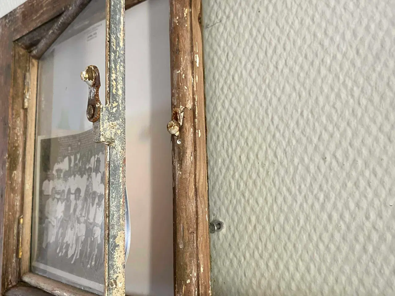 Billede 5 - Vintage trævindue væghylde med glas