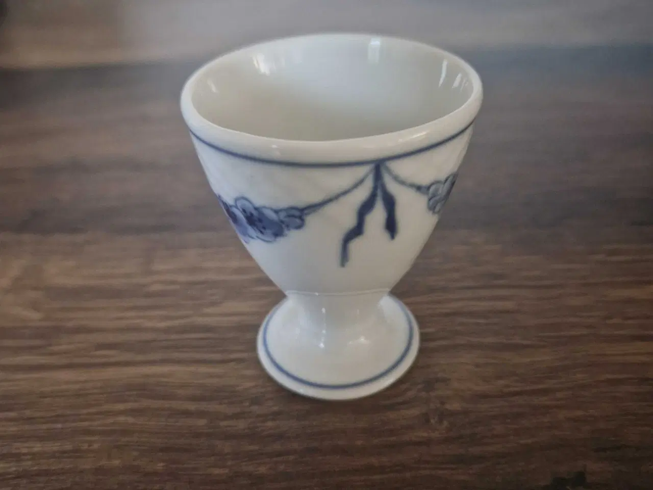 Billede 3 - Antikt æggebæger fra Bing&Grøndahl, empire 