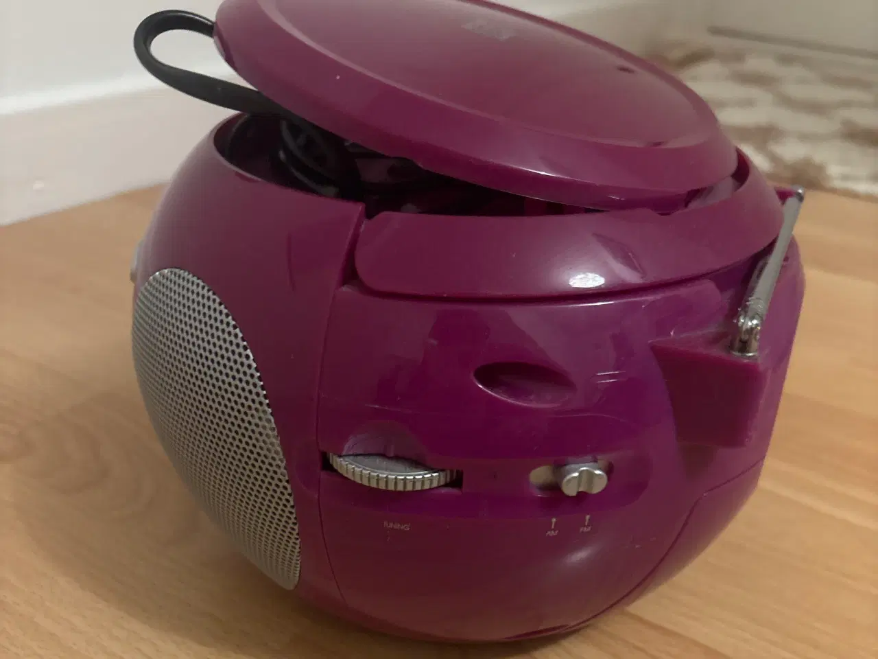Billede 3 - Lilla radio