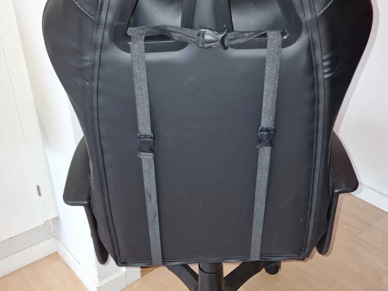 Billede 2 - DACOTA GAMING STOL