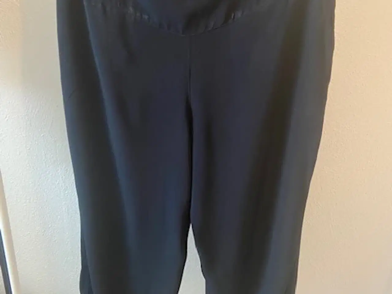 Billede 1 - Masai selskabsbuks i sort