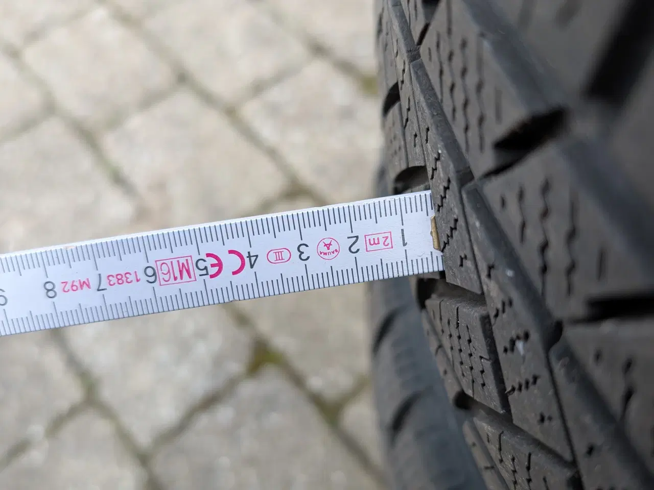 Billede 3 - Vinterhjul 18" alufælge