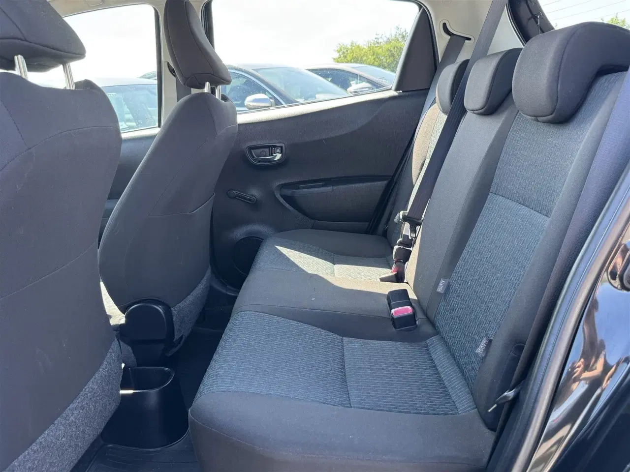 Billede 20 - Toyota Yaris 1,3 man.6, 5D. 99HK 5d