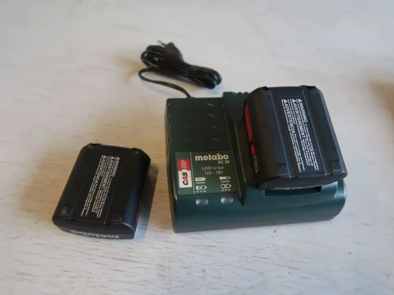 Billede 1 - 1 stk. Metabo lader m 2 stk. batteri