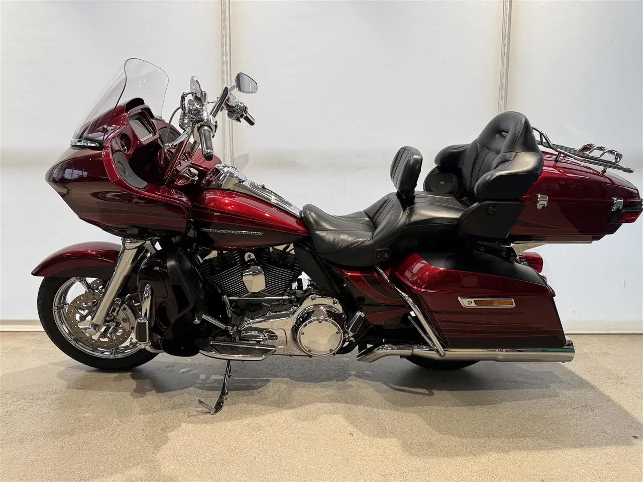 Billede 32 - Harley Davidson FLTRUSE Road Glide Ultra CVO 110"