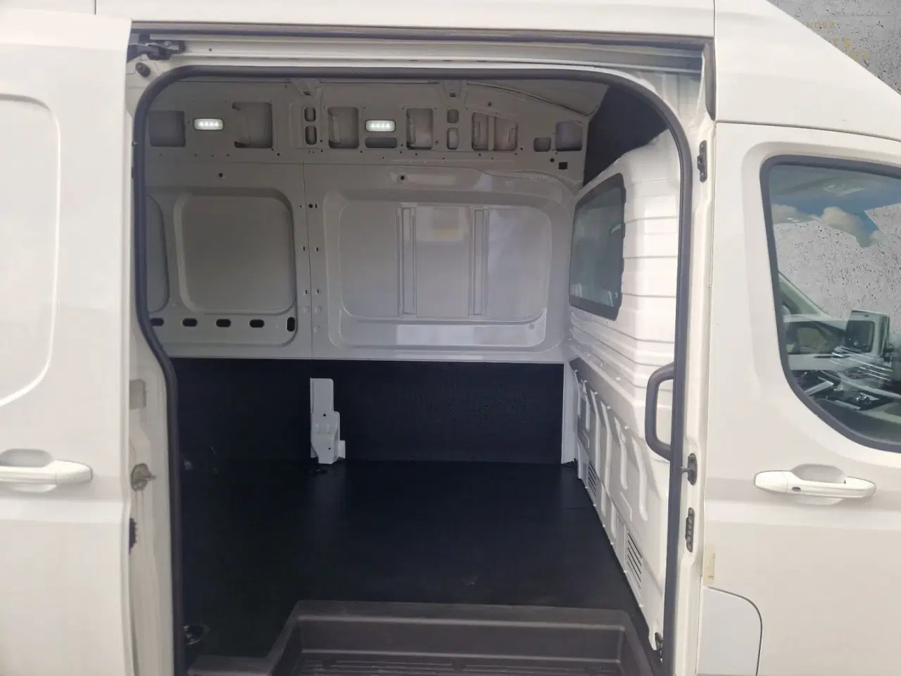 Billede 10 - Maxus e-Deliver 9 88 L3H3 Kassevogn