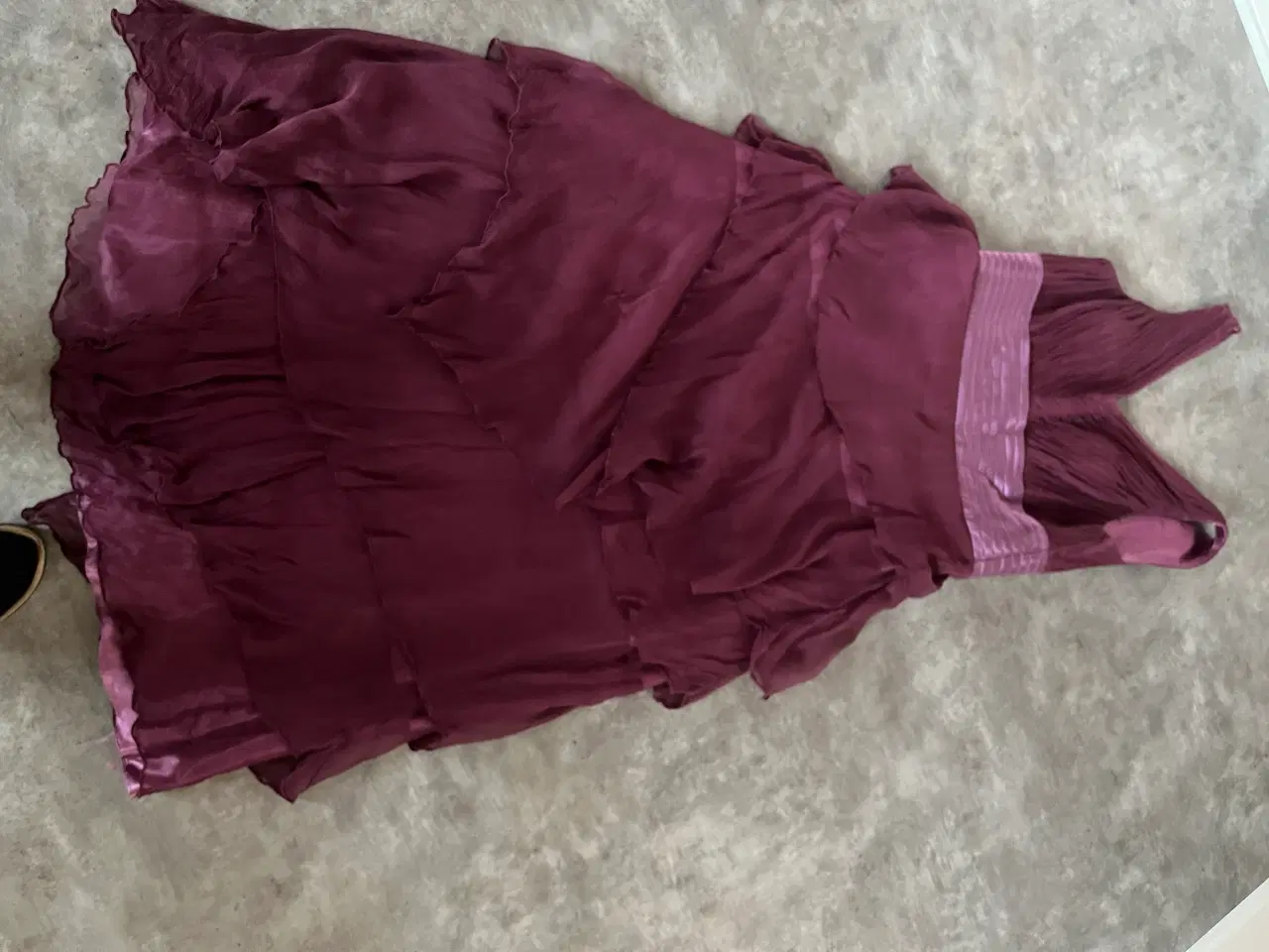 Billede 3 - Dyb lilla bar ryg