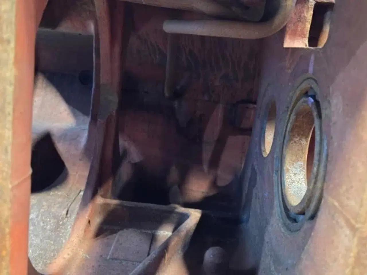 Billede 13 - Ford 7740 Gearkassehus F0NN7005AH