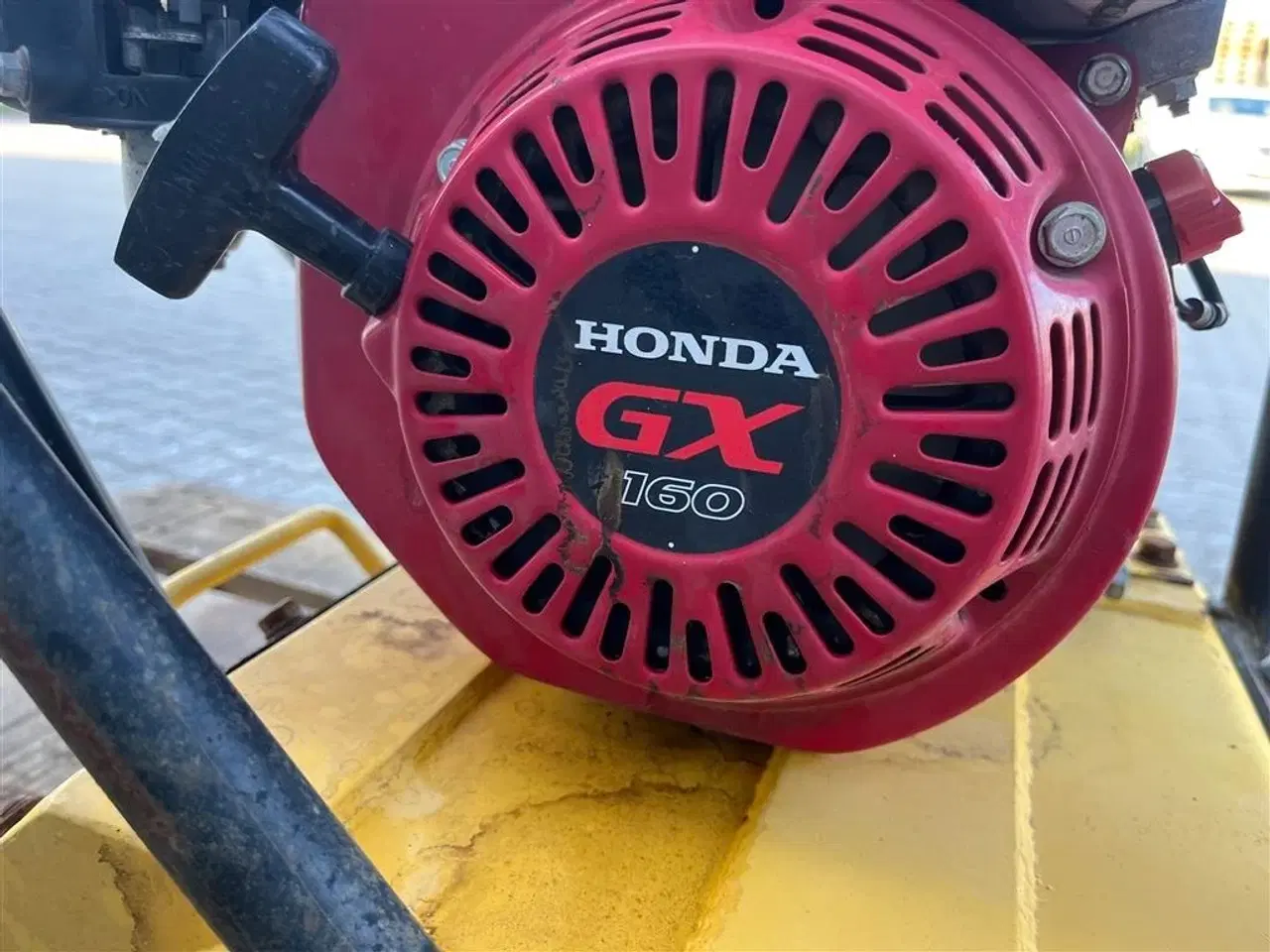 Billede 6 - - - - 90kg pladevibrator med Honda motor