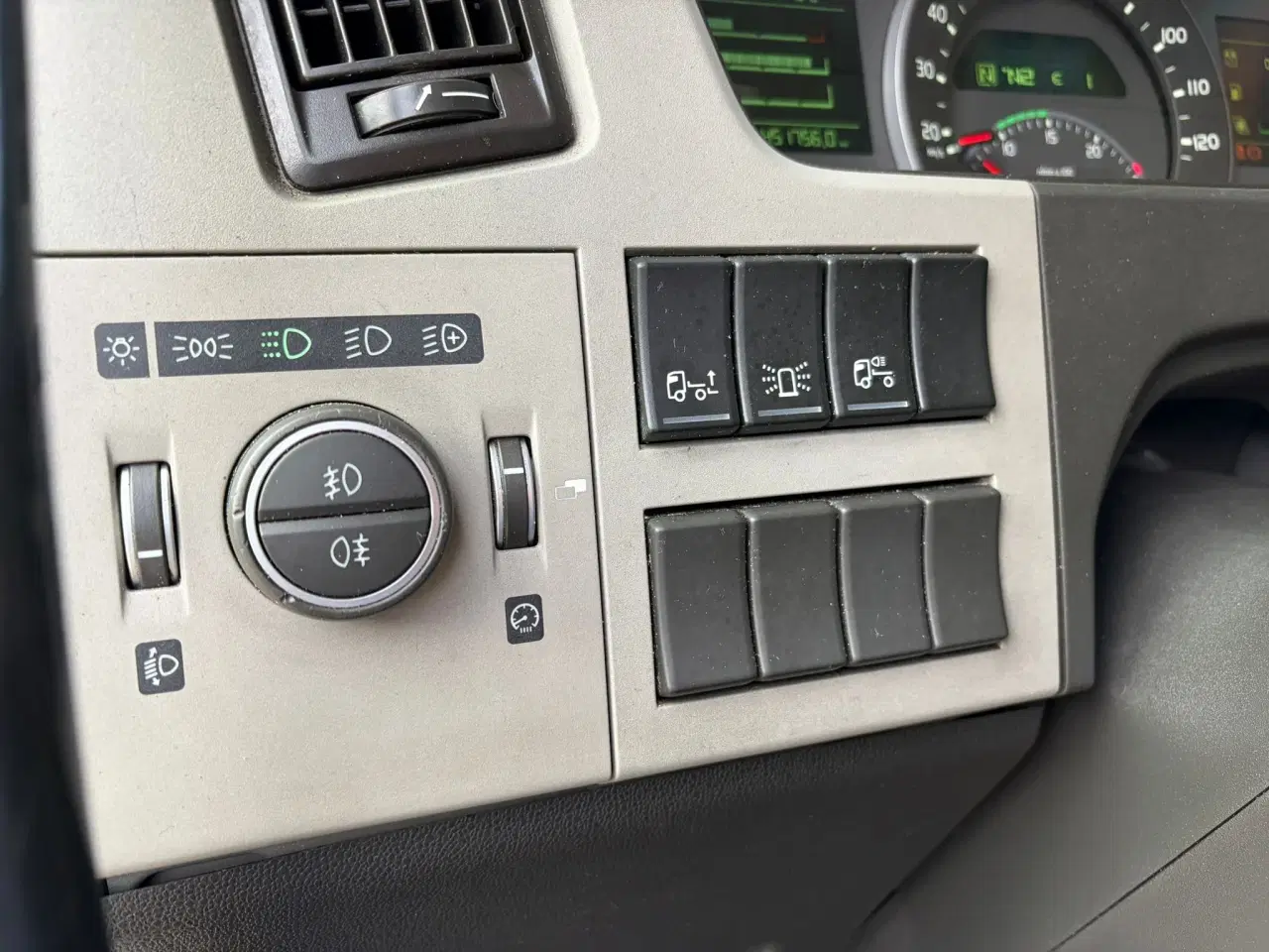 Billede 17 - Volvo FM330, Køle