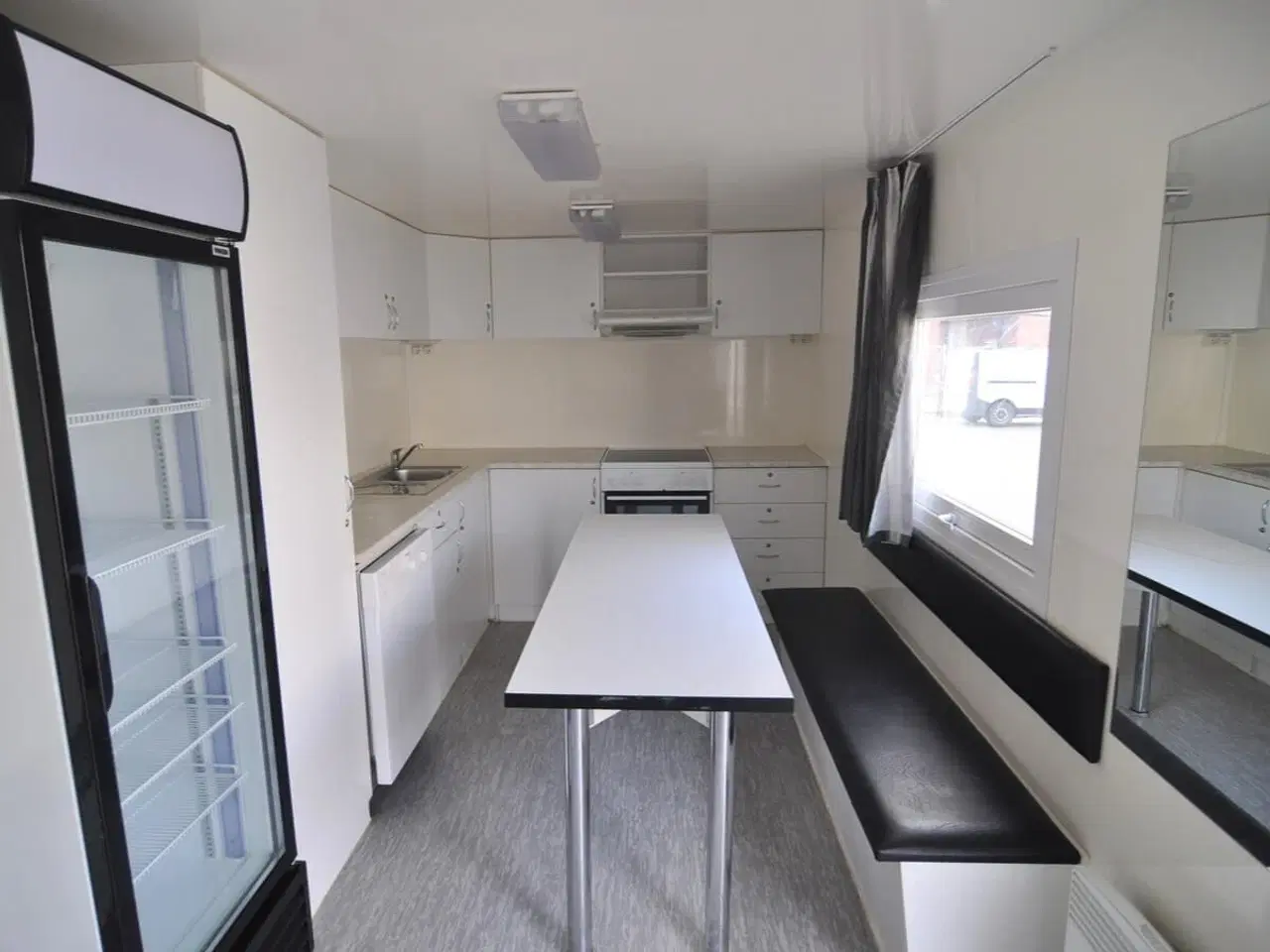 Billede 9 - Type 730: VIP-artist luksusvogn