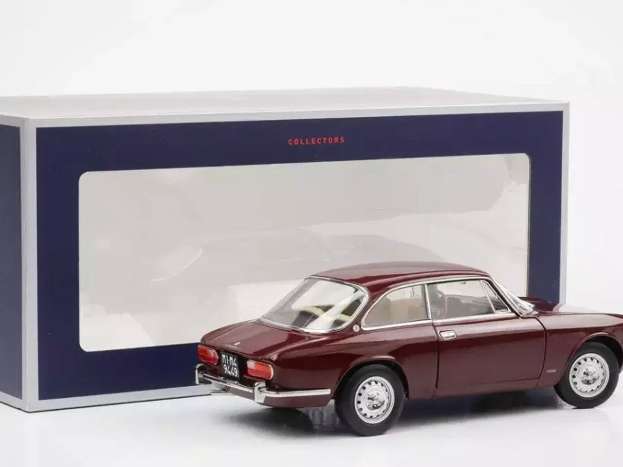 Billede 2 - 1:18 Alfa Romeo 2000 GTV 1973