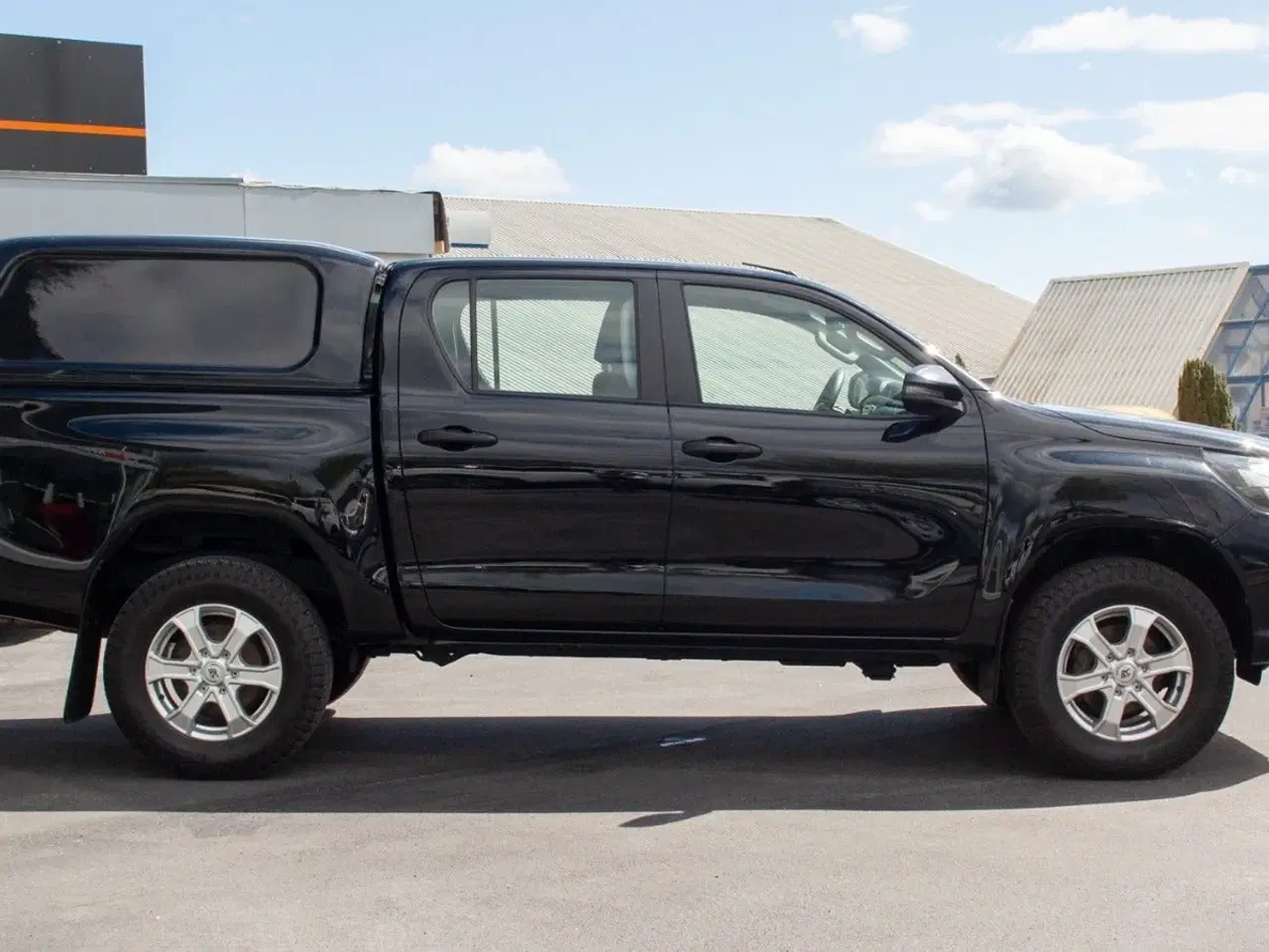 Billede 4 - Toyota HiLux 2,4 D-4D 150 T2 Db.Kab 4x4