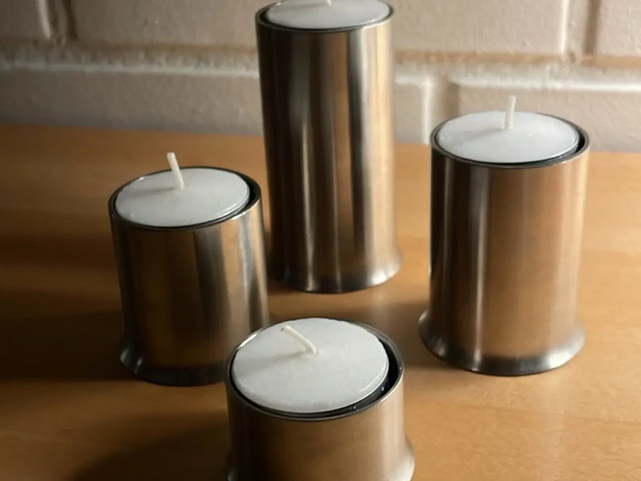 Billede 1 - 4 lysestager i børstedestål