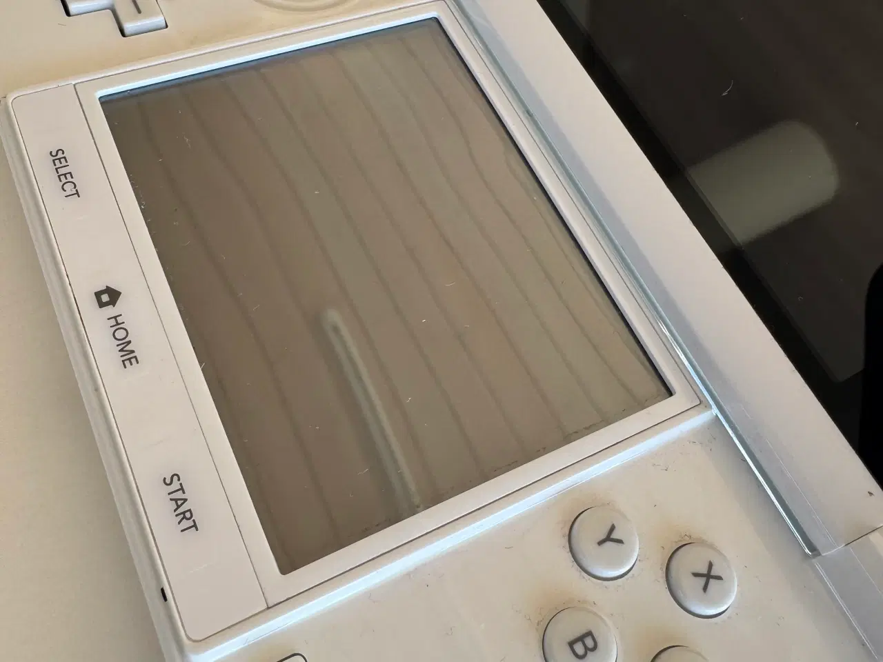 Billede 3 - Flot og velholdt hvid Nintendo 3DS